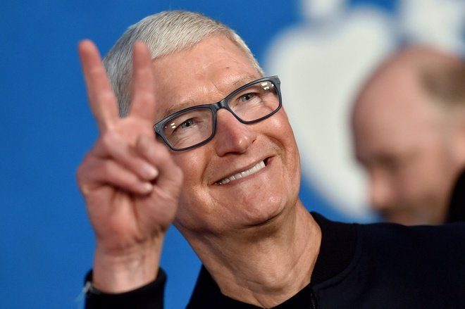 Giám đốc điều hành Apple Tim Cook đầu tư tiền điện tử